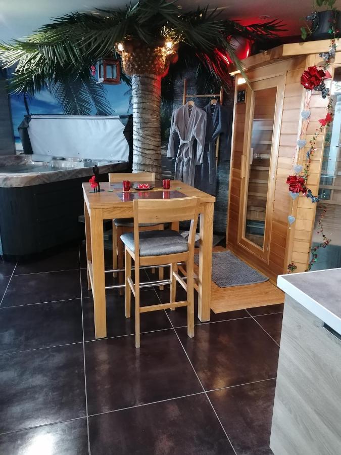 Au Clair De Lune Appartement